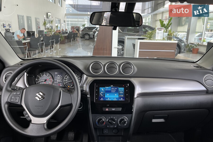 Suzuki Vitara - фото 22