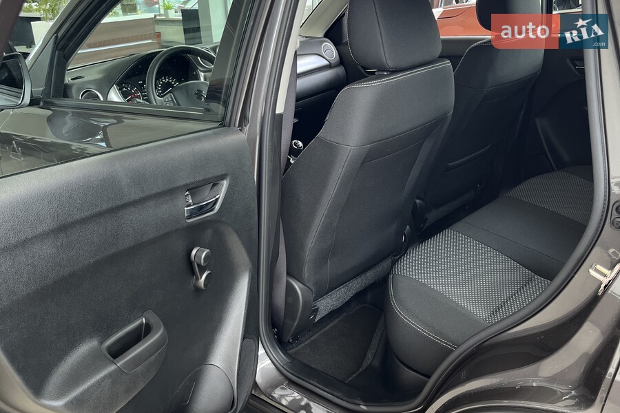 Suzuki Vitara - фото 26