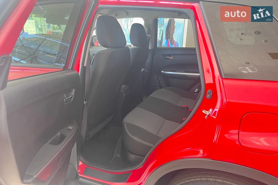 Suzuki Vitara - фото 20