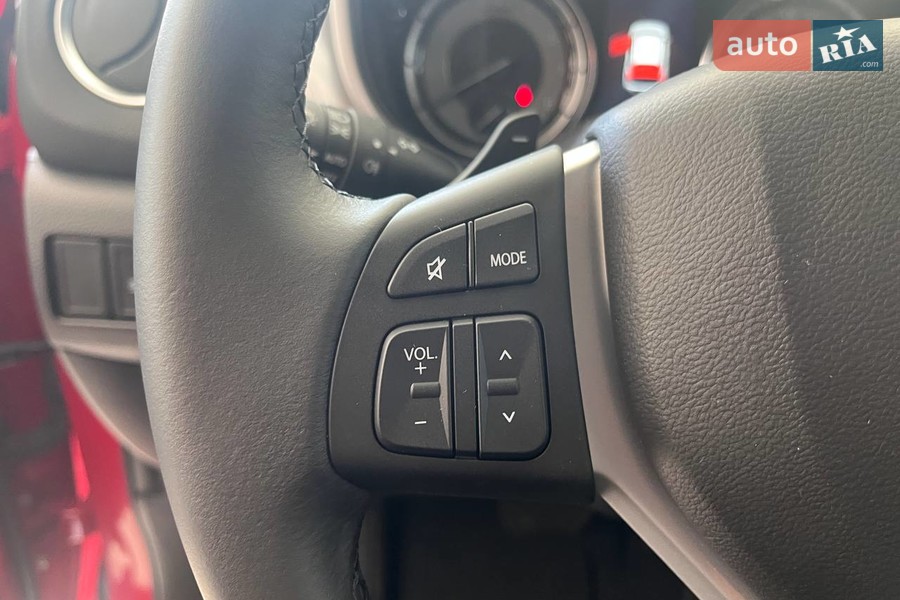 Suzuki Vitara - фото 22