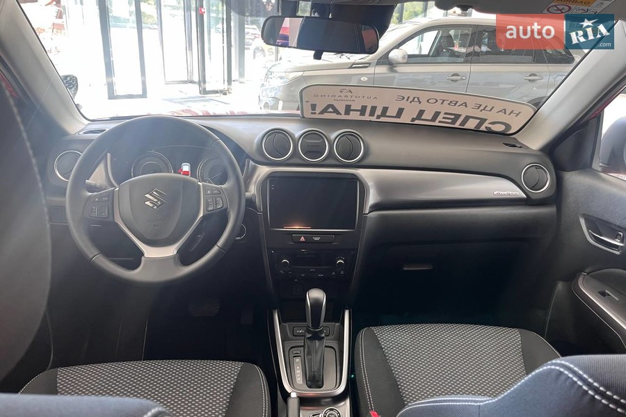 Suzuki Vitara - фото 24