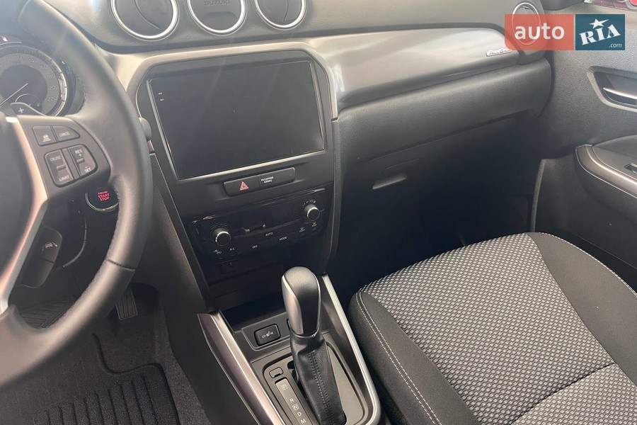 Suzuki Vitara - фото 25