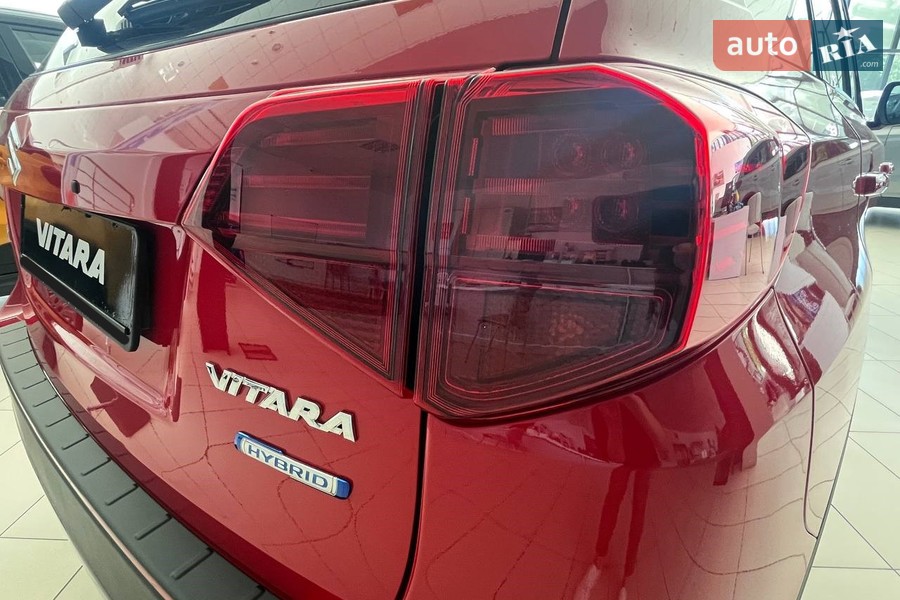 Suzuki Vitara - фото 14