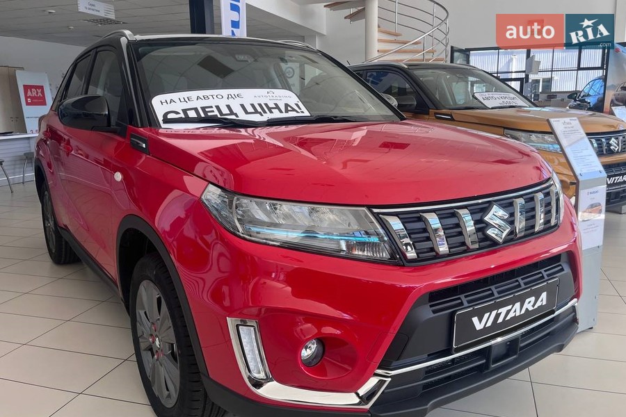 Suzuki Vitara - фото 2