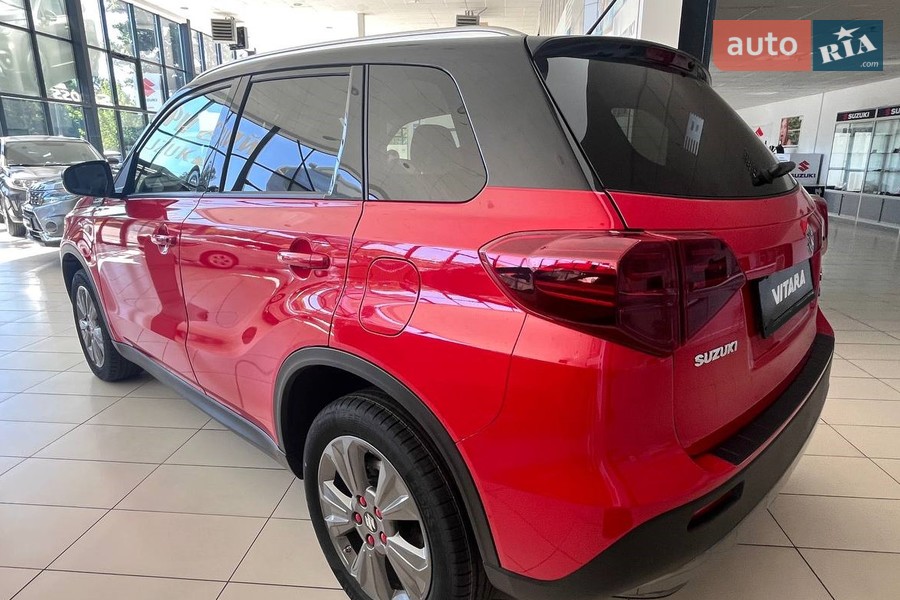 Suzuki Vitara - фото 11