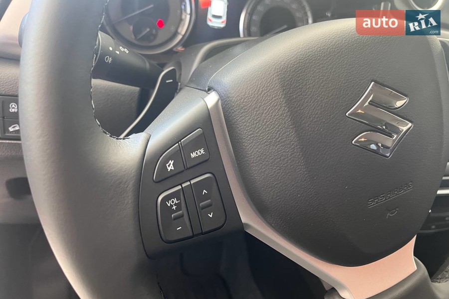 Suzuki Vitara - фото 29