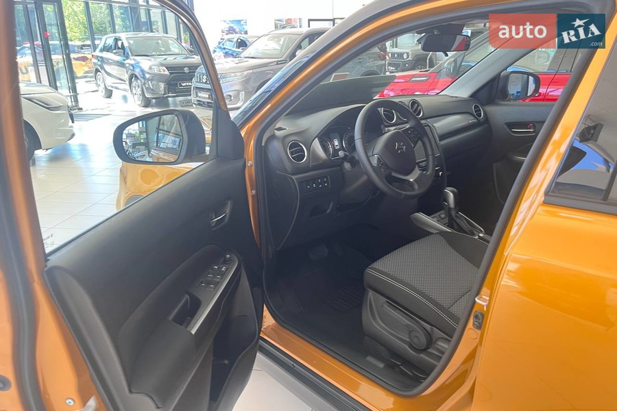 Suzuki Vitara - фото 18