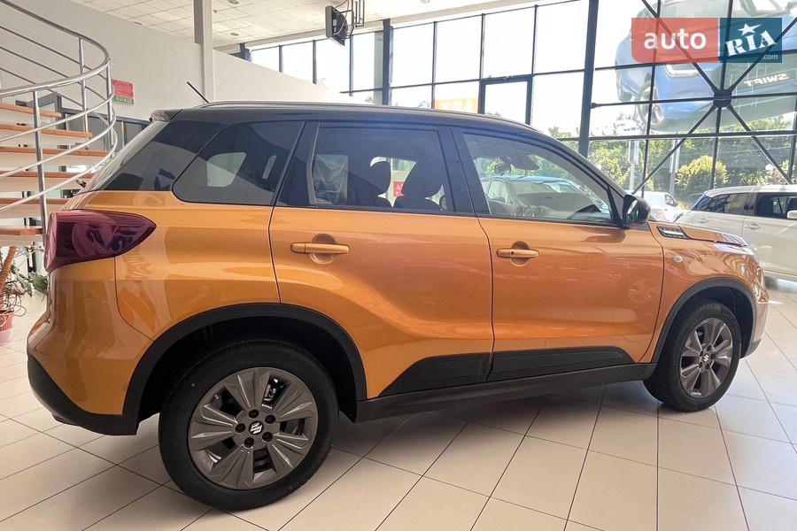 Suzuki Vitara - фото 9