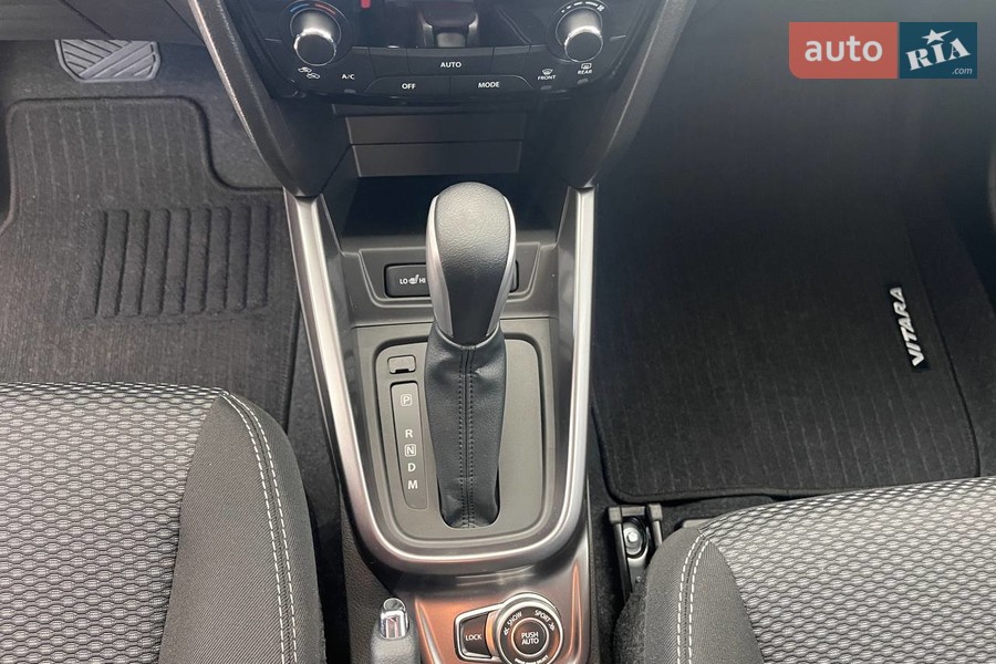 Suzuki Vitara - фото 25