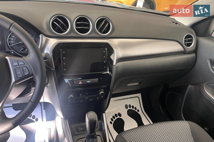 Suzuki Vitara - фото 19