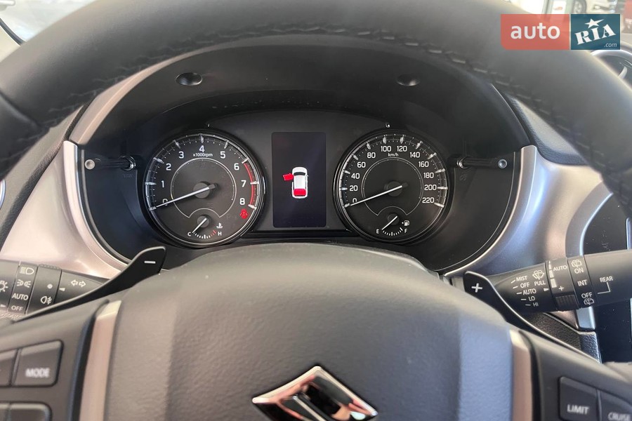 Suzuki Vitara - фото 20