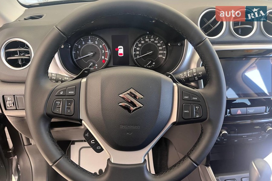 Suzuki Vitara - фото 18