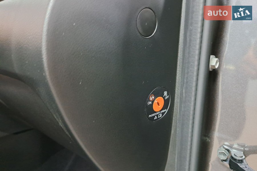Suzuki Vitara - фото 12