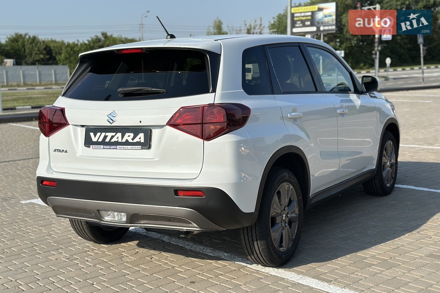 Suzuki Vitara - фото 13