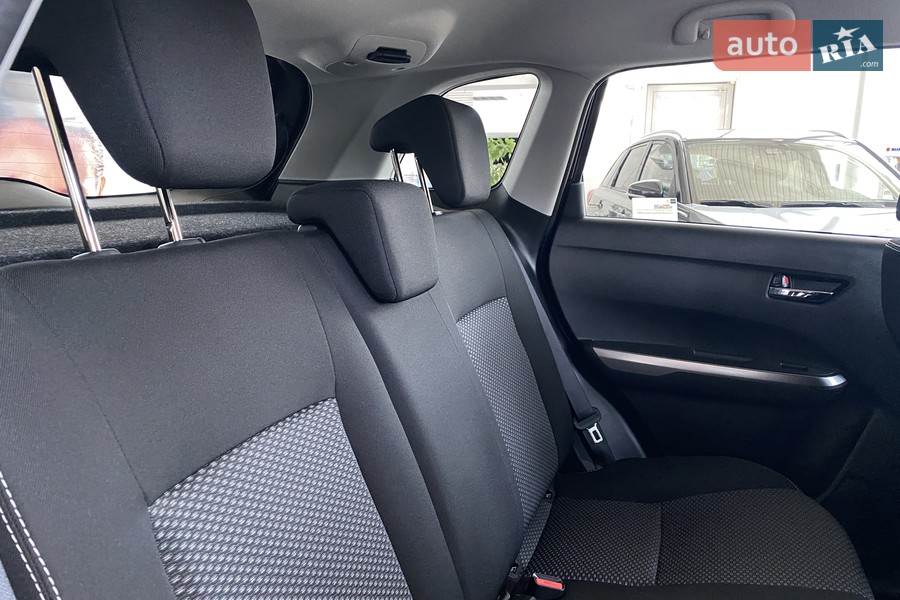 Suzuki Vitara - фото 20