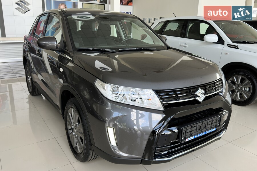 Suzuki Vitara - фото 3