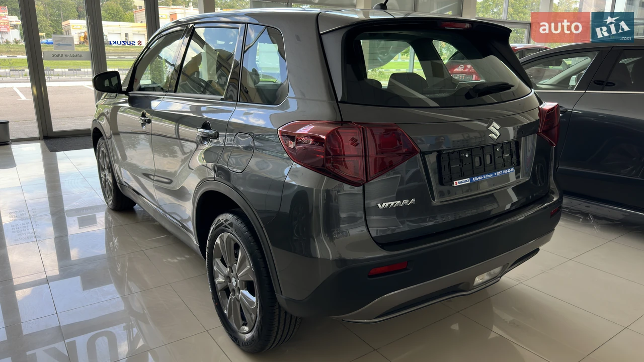 Suzuki-12