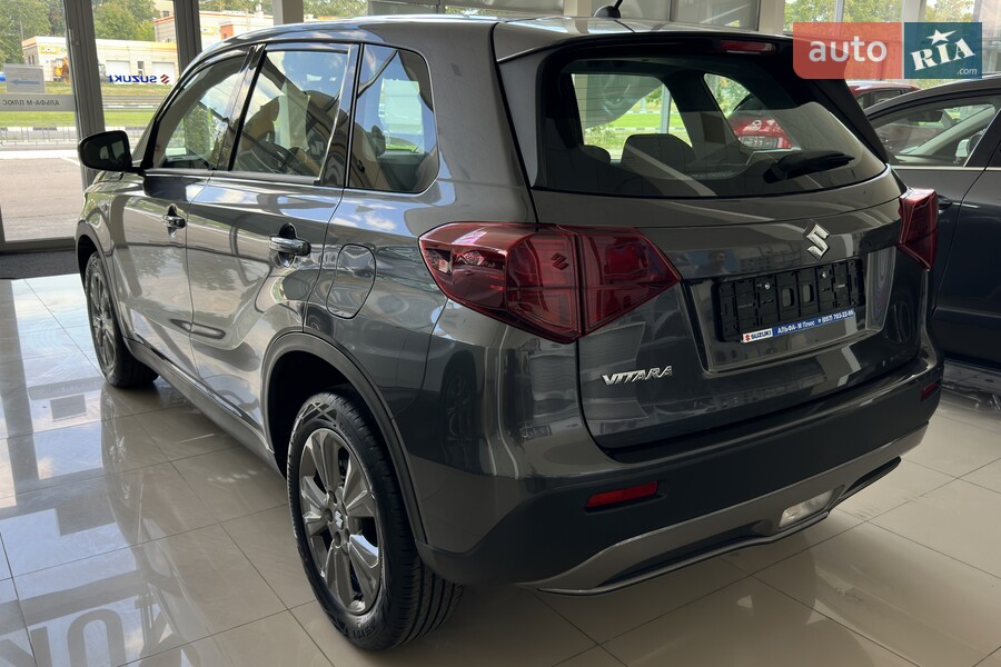 Suzuki Vitara - фото 15