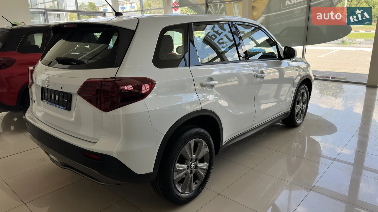 Suzuki-8