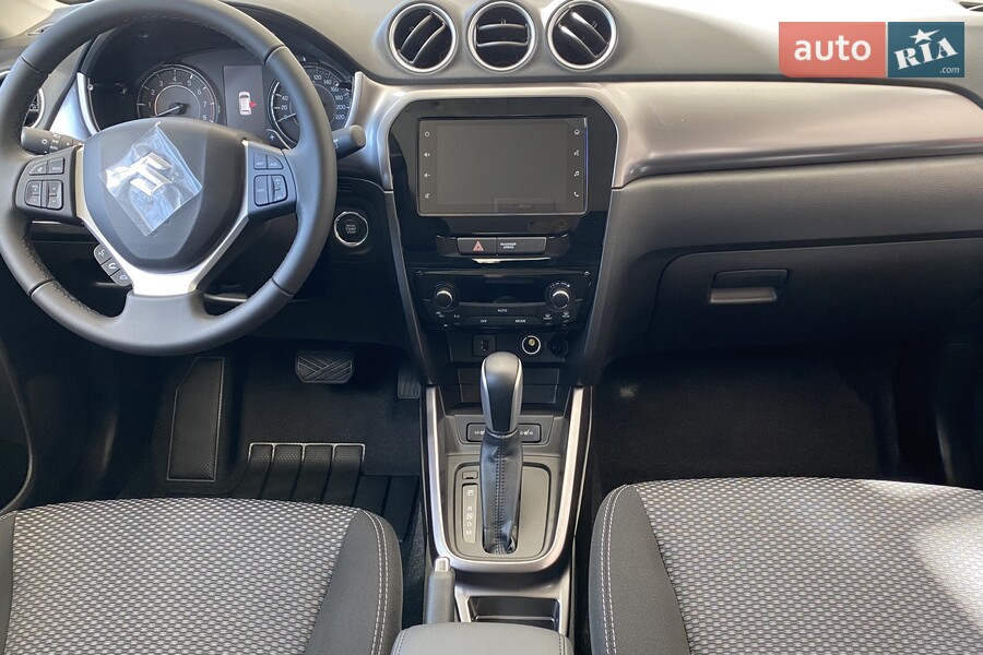 Suzuki Vitara - фото 21