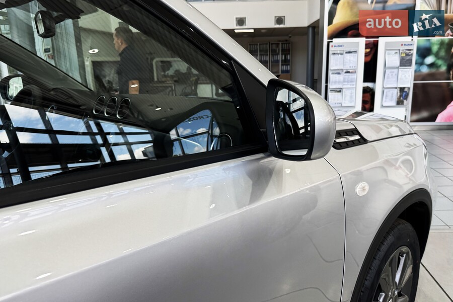Suzuki Vitara - фото 7