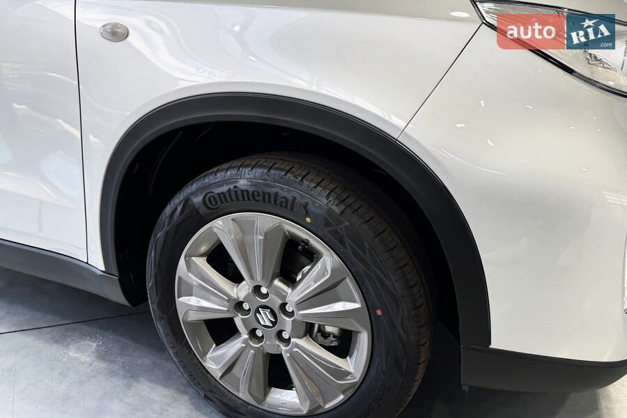 Suzuki Vitara - фото 9