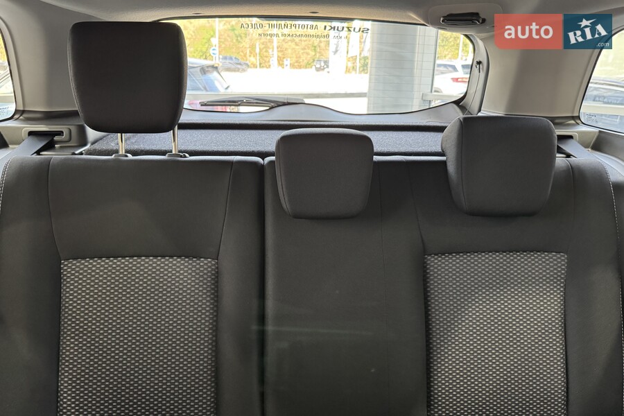 Suzuki Vitara - фото 20