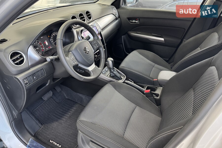 Suzuki Vitara - фото 13