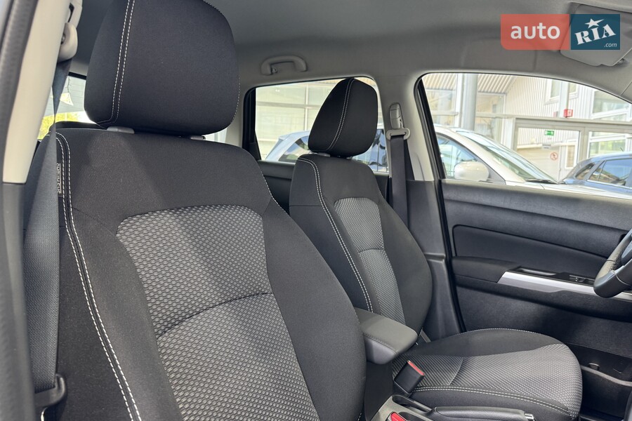 Suzuki Vitara - фото 20