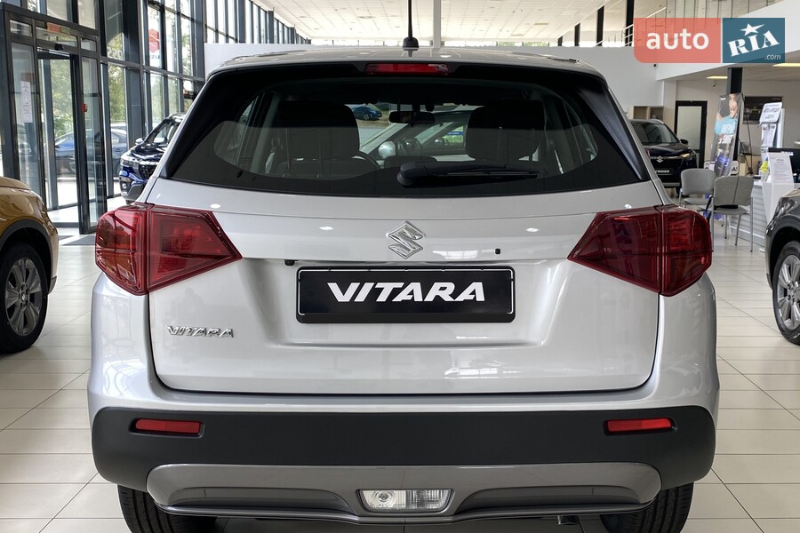 Suzuki Vitara - фото 4
