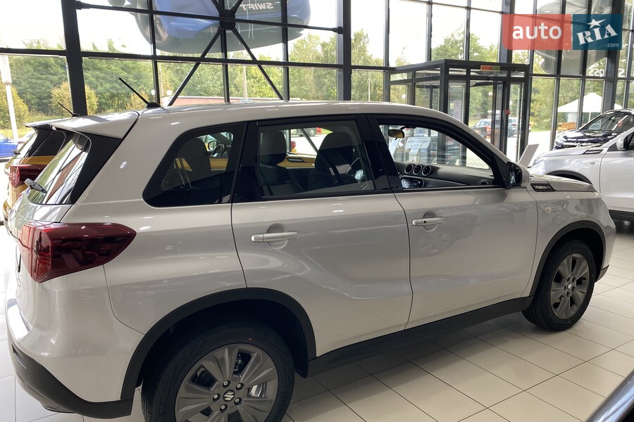 Suzuki Vitara - фото 9