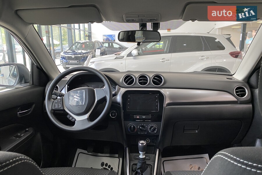 Suzuki Vitara - фото 14