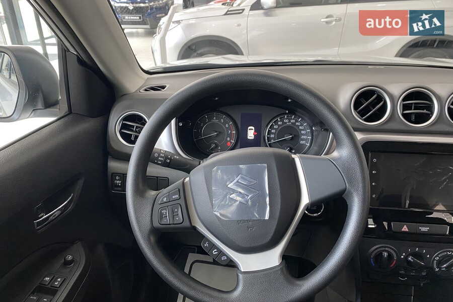 Suzuki Vitara - фото 19
