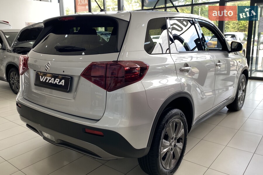 Suzuki Vitara - фото 6