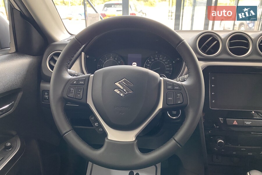 Suzuki Vitara - фото 17