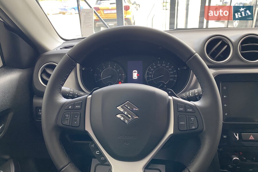 Suzuki Vitara - фото 18