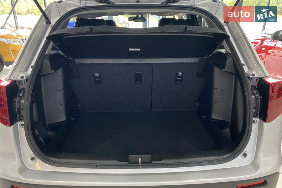 Suzuki Vitara - фото 11