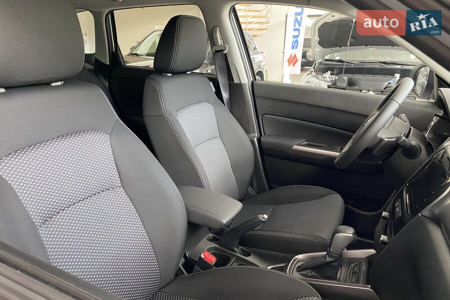 Suzuki Vitara - фото 23