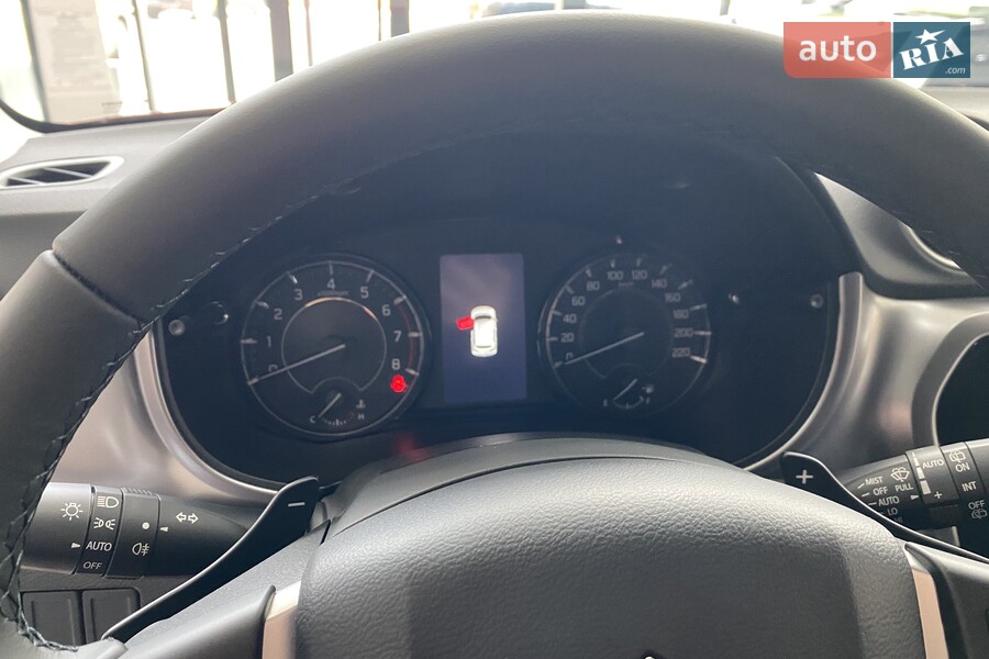 Suzuki Vitara - фото 13