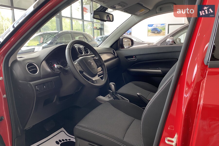 Suzuki Vitara - фото 11