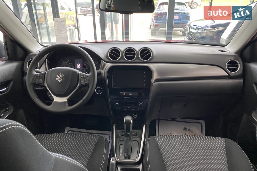 Suzuki Vitara - фото 18