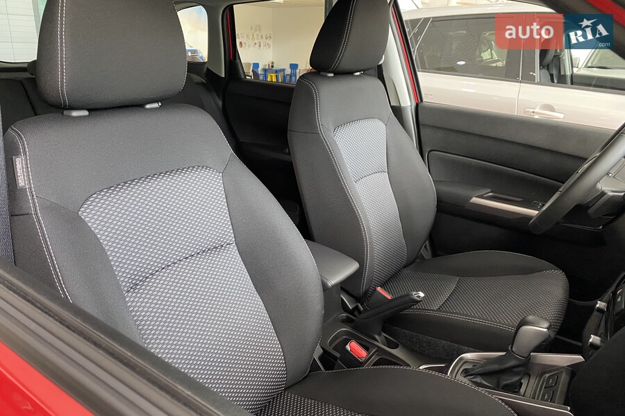Suzuki Vitara - фото 17