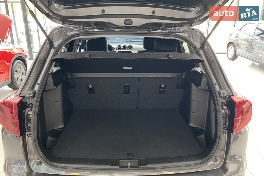 Suzuki Vitara - фото 8