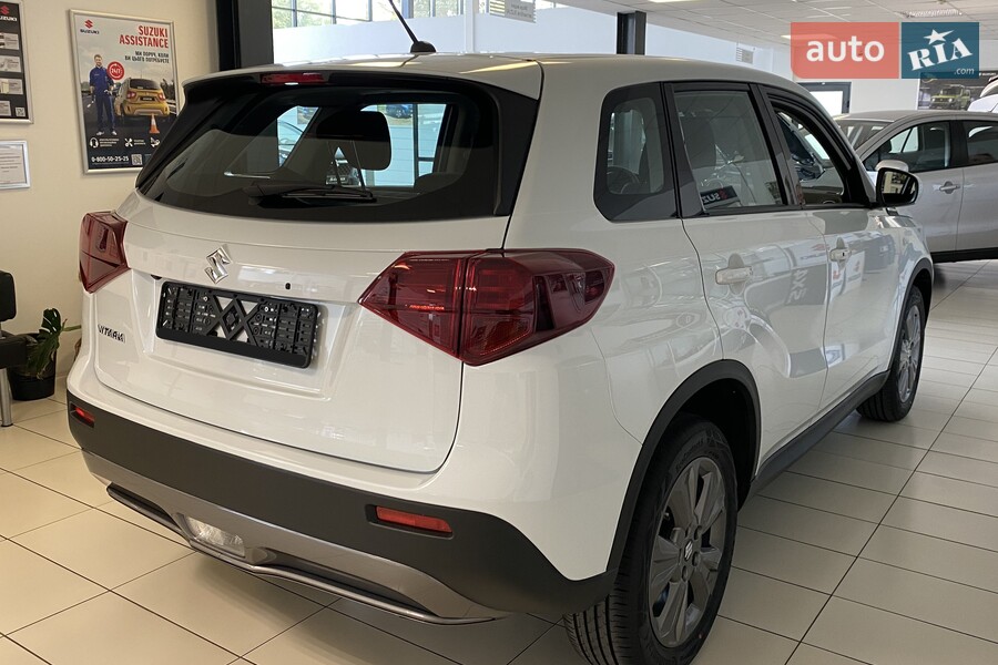 Suzuki Vitara - фото 6