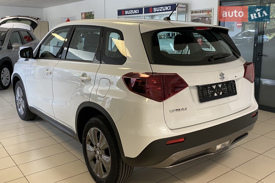 Suzuki Vitara - фото 8