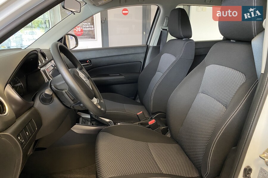 Suzuki Vitara - фото 13