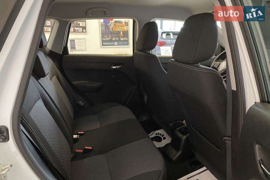 Suzuki Vitara - фото 15
