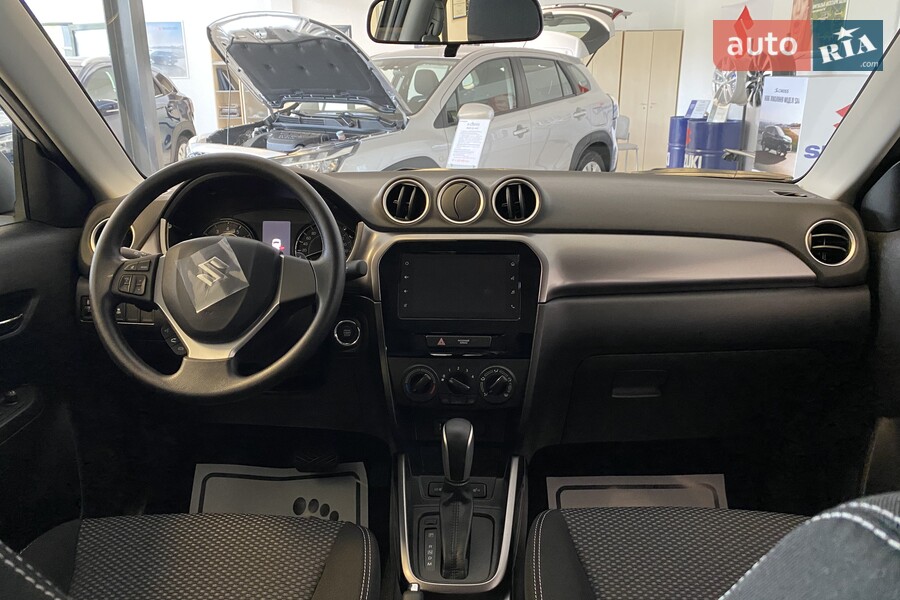 Suzuki Vitara - фото 18