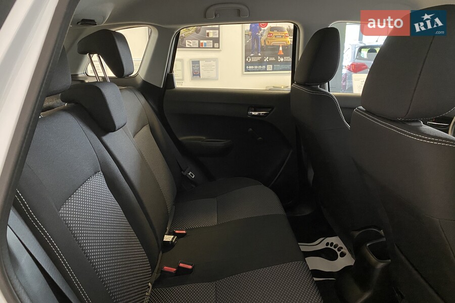 Suzuki Vitara - фото 16