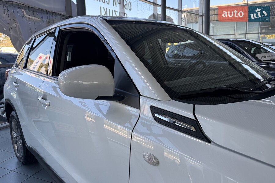 Suzuki Vitara - фото 4